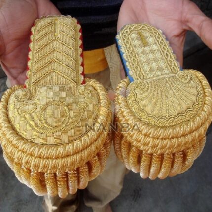 Shoulders Epaulette